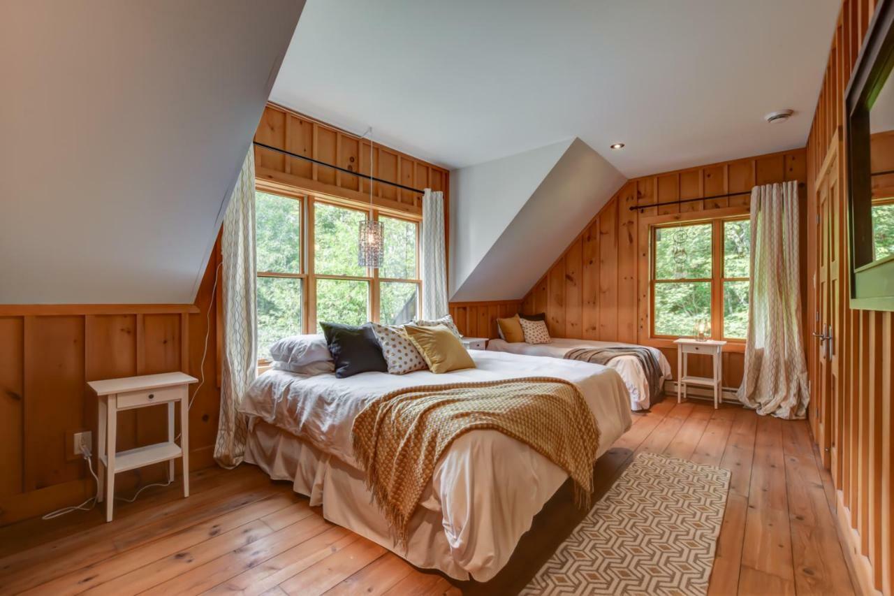 Chic Log Chalet With Hot Tub - Mont-Tremblant North Side By Reserver.Ca Lac-Superieur Exterior foto