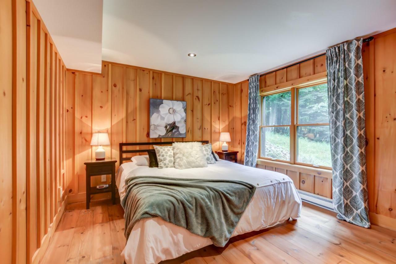 Chic Log Chalet With Hot Tub - Mont-Tremblant North Side By Reserver.Ca Lac-Superieur Exterior foto